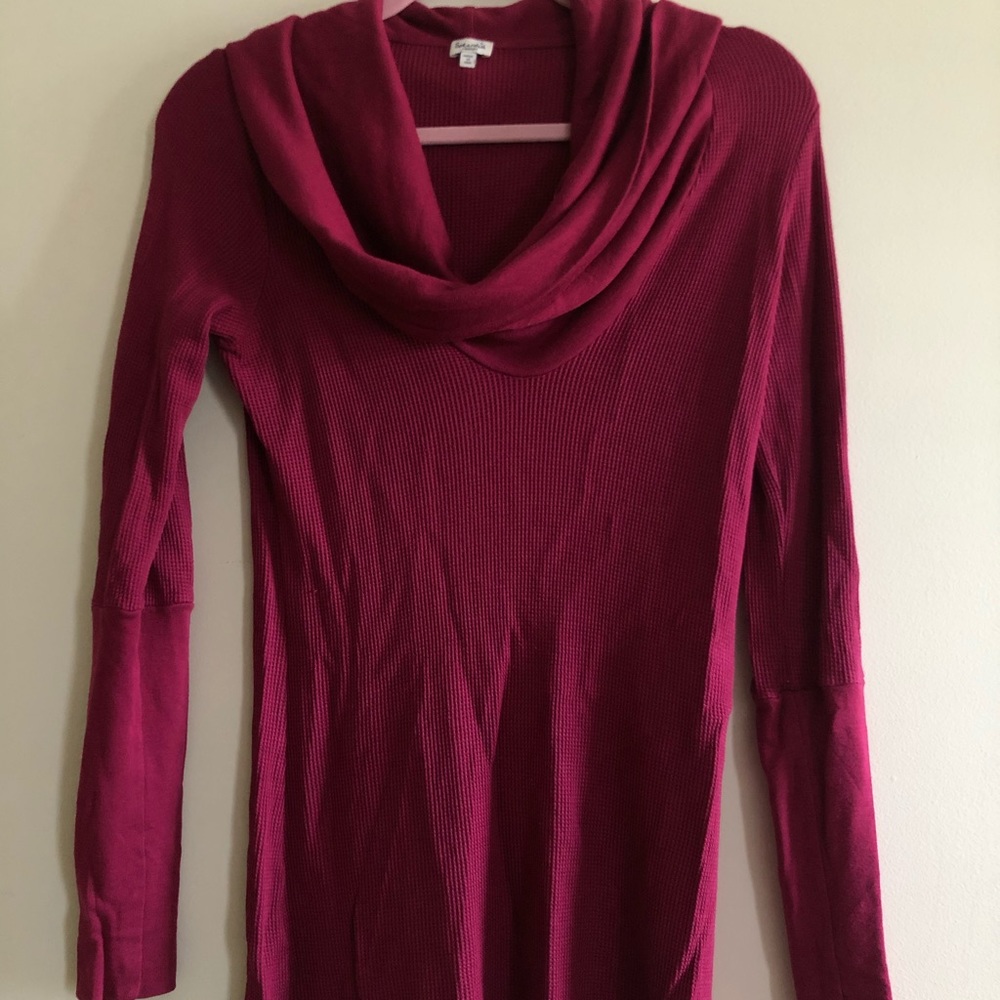Splendid Scoop Neck Top